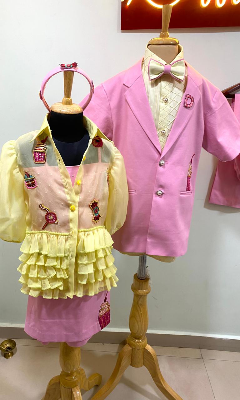 Two Little Sweethearts, One Candy Dream