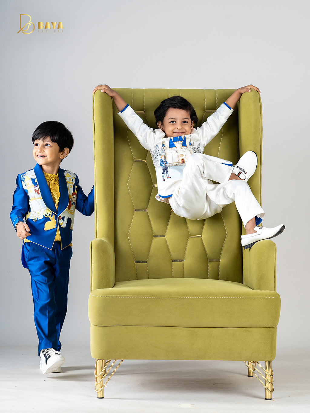 PRINCE SET IN WHITE